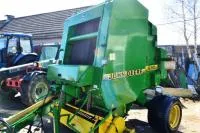 Пресс-подборщик рулонный John Deere 590